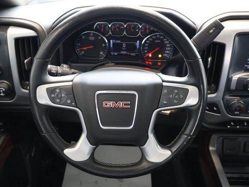Used 2018 GMC Sierra 1500 SLT w/ SLT Premium Package AWD/4WD image 15