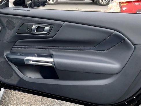 Used 2024 Ford Mustang Premium image 18