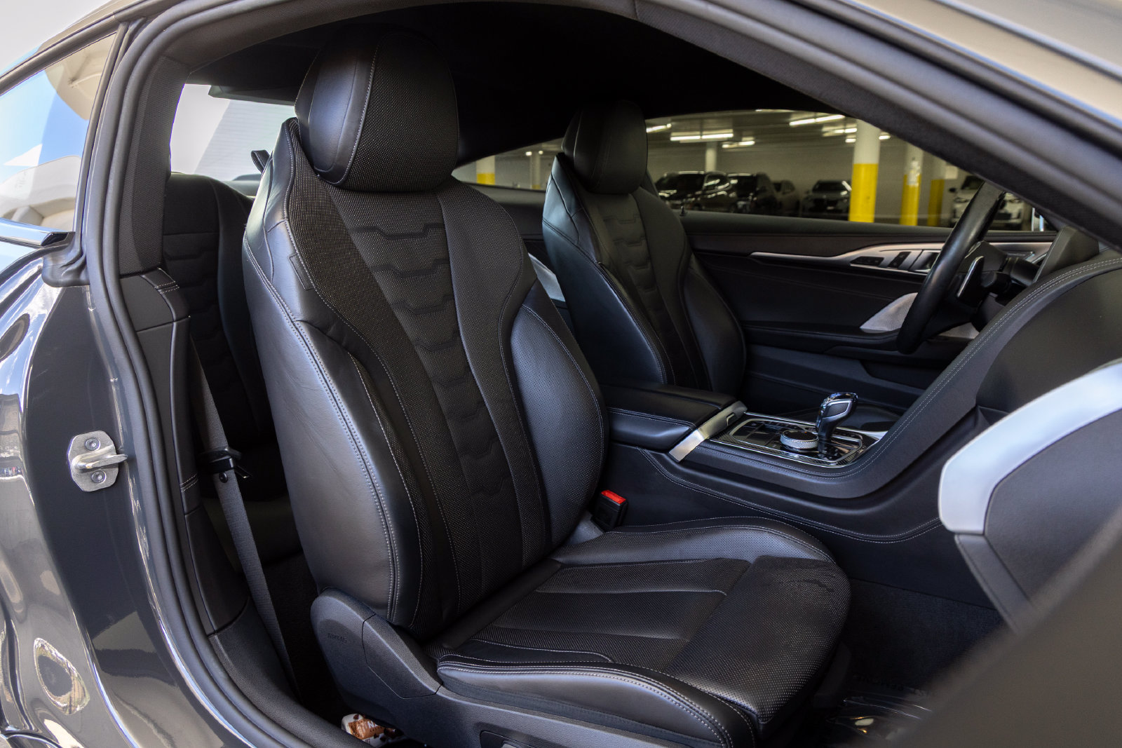 Used 2022 BMW M850i xDrive Coupe AWD/4WD image 25