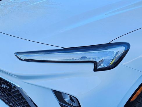 Used 2025 Buick Encore GX Sport Touring w/ Advanced Technology Package image 10