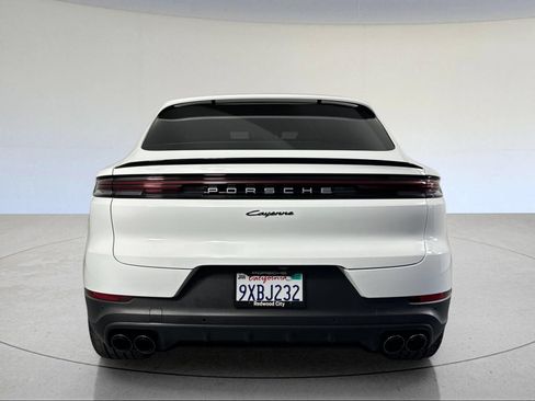 Certified 2026 Porsche Cayenne Coupe AWD/4WD image 7