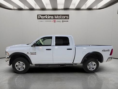 Used 2018 RAM 2500 Tradesman w/ Chrome Appearance Group AWD/4WD image 2