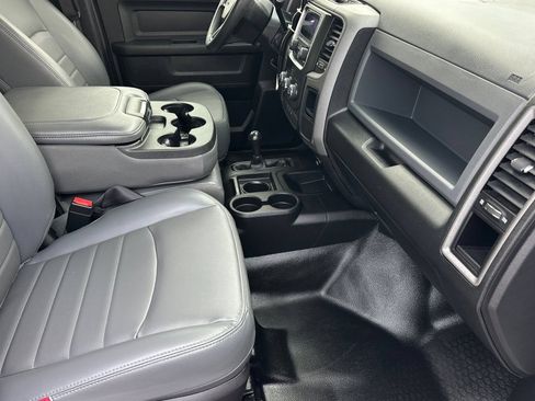 Used 2017 RAM 3500 ST AWD/4WD image 15