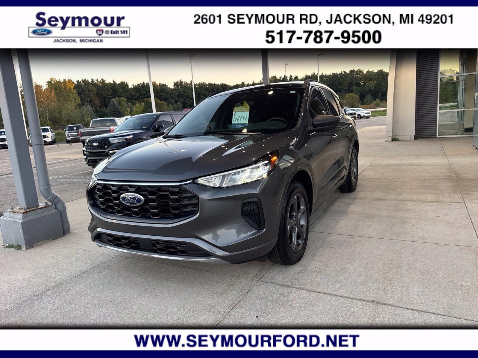Certified 2024 Ford Escape ST-Line w/ Tech Pack #1 AWD/4WD image 1