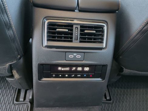 Certified 2025 MAZDA CX-90 3.3 Turbo w/ Preferred Package image 12