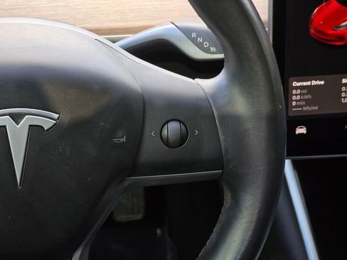 Used 2018 Tesla Model 3 image 23