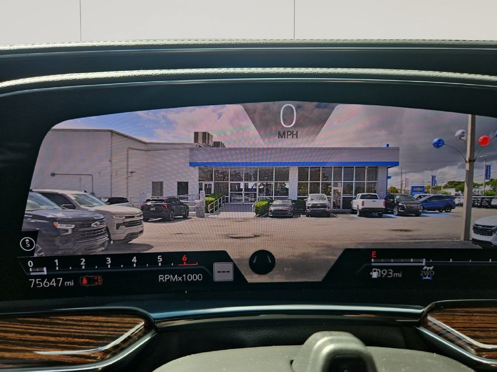 Used 2022 Cadillac Escalade ESV Premium Luxury AWD/4WD image 14