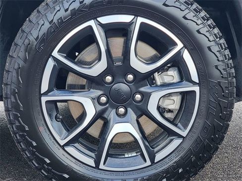 Certified 2024 Jeep Compass Trailhawk w/ Trailhawk Elite Group image 17