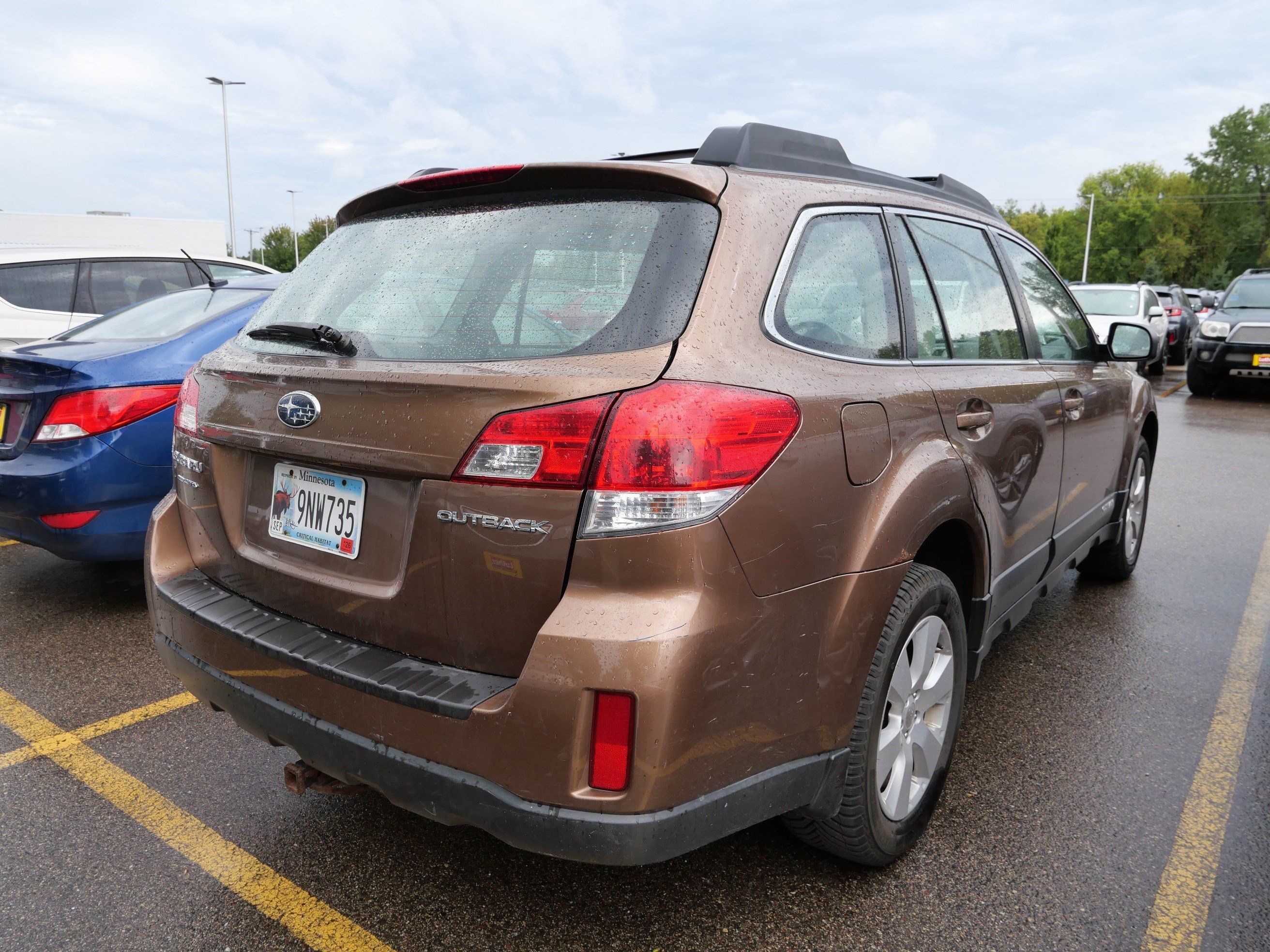 Used 2012 Subaru Outback 2.5i AWD/4WD image 7