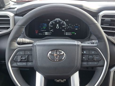 Used 2025 Toyota Sequoia Platinum image 19