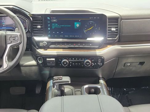 Used 2025 Chevrolet Silverado 1500 RST w/ RST All Star Premium Package AWD/4WD image 18