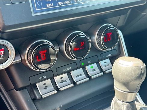 Used 2023 Toyota GR86 Premium image 15