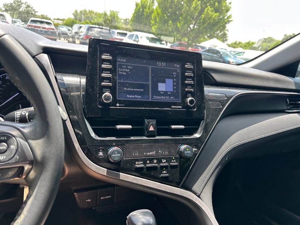 Used 2022 Toyota Camry SE FWD image 28