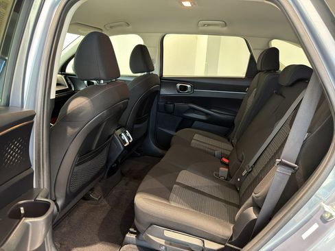 Certified 2024 Kia Sorento LX FWD image 20