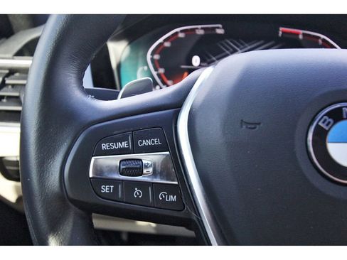 Used 2022 BMW 330i Sedan w/ Driving Assistance Package image 15