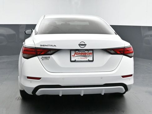 Used 2021 Nissan Sentra S image 7