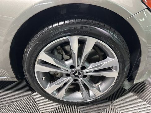 Used 2019 Mercedes-Benz C 300 4MATIC Sedan image 9