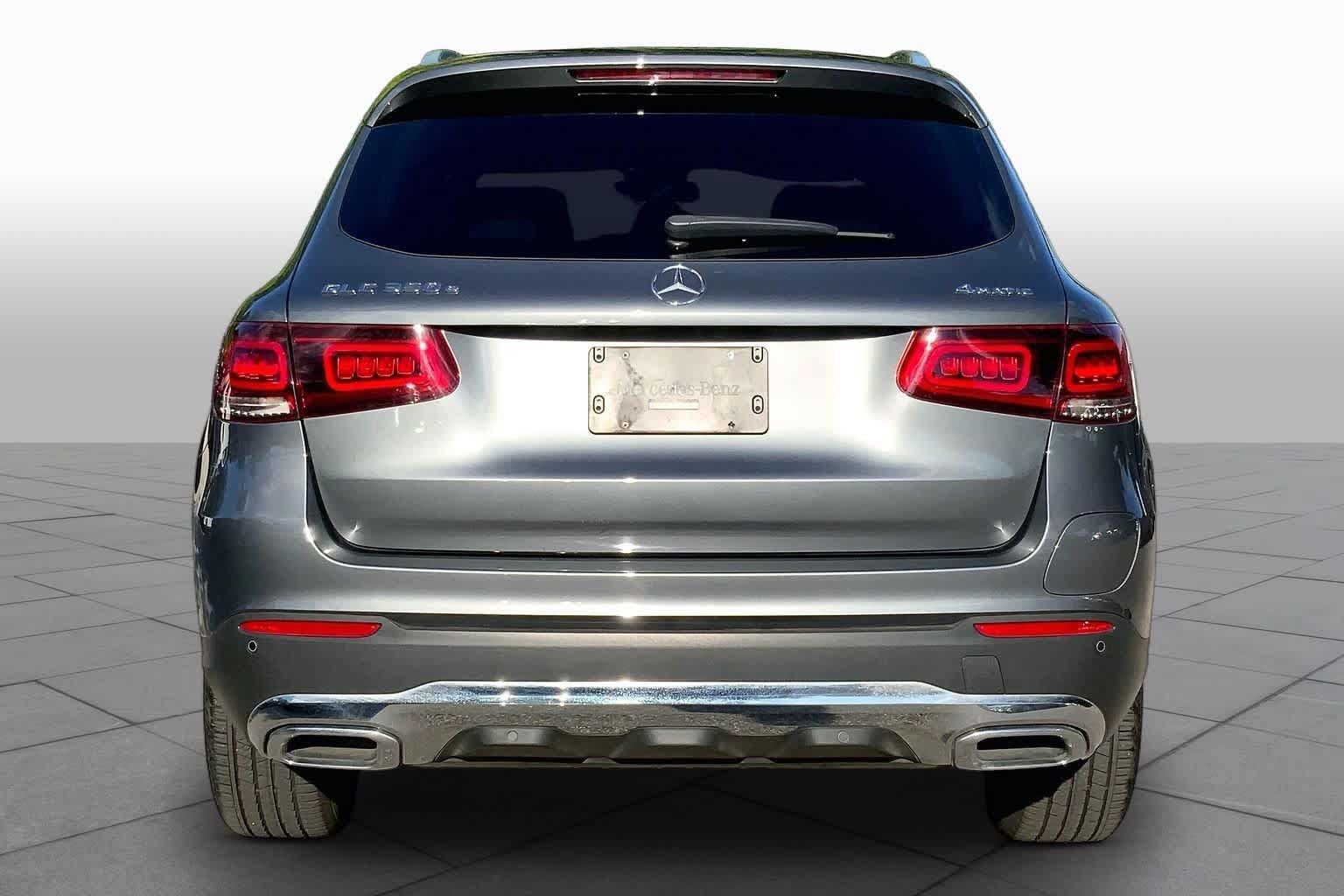Used 2020 Mercedes-Benz GLC 350e 4MATIC image 5