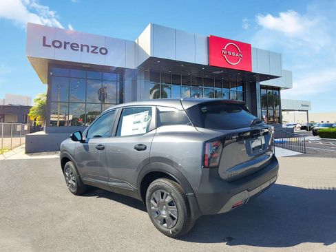 New 2026 Nissan Kicks S image 6