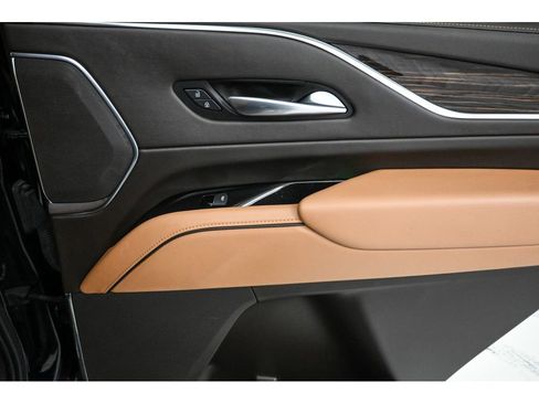 Used 2021 Cadillac Escalade Sport w/ Driver Assist Tech Package image 17