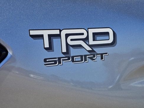 Used 2025 Toyota Tacoma TRD Sport image 10