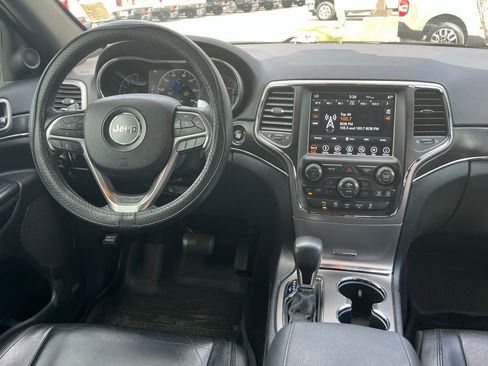 Used 2018 Jeep Grand Cherokee Limited AWD/4WD image 22