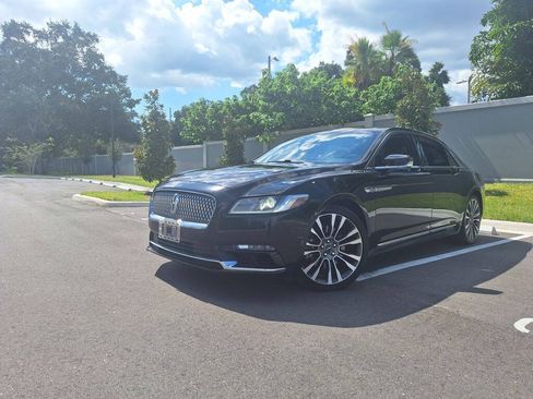 Used 2018 Lincoln Continental Reserve w/ Continental Climate Package AWD/4WD image 1