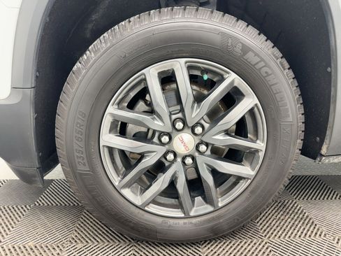 Used 2019 GMC Acadia SLT image 12