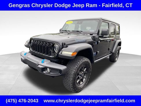 Used 2024 Jeep Wrangler Unlimited AWD/4WD image 47