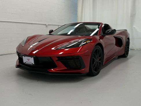Used 2023 Chevrolet Corvette Stingray Premium Conv w/ Z51 Performance Package RWD image 4