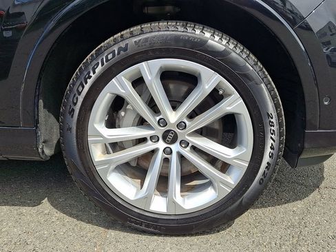 Used 2025 Audi Q7 3.0T Premium Plus AWD/4WD image 11