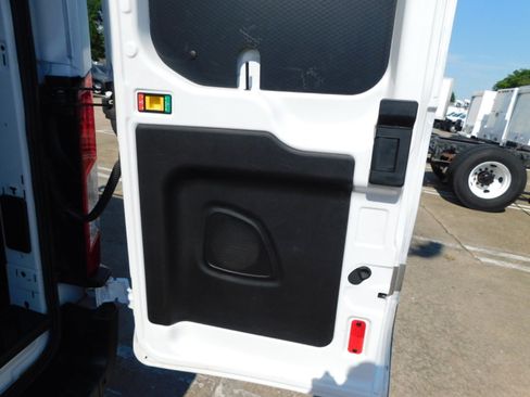 Used 2019 Ford Transit 150 130 Medium Roof image 29