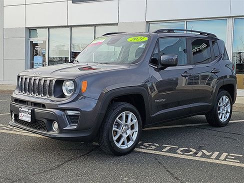 Used 2021 Jeep Renegade Latitude image 3