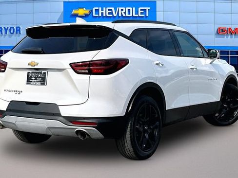 Used 2023 Chevrolet Blazer LT w/ LPO, Cargo Package FWD image 5
