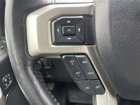 Used 2021 Ford F250 Lariat image 27