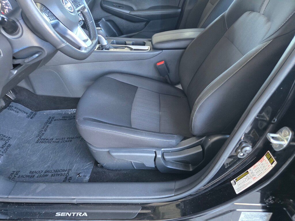 Used 2025 Nissan Sentra SV w/ All-Weather Package FWD image 21