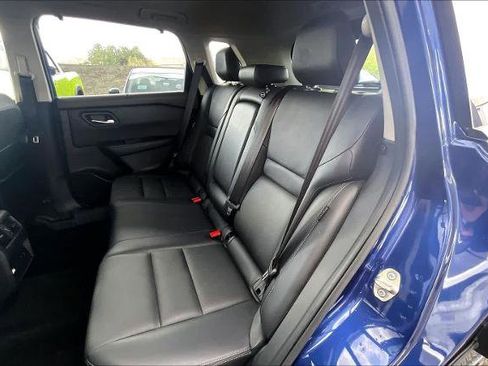 Certified 2023 Nissan Rogue SL w/ SL Premium Package image 18