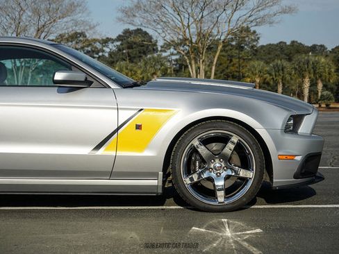 Used 2014 Ford Mustang GT Premium image 11