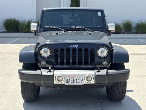 Used 2017 Jeep Wrangler Unlimited Sahara w/ Quick Order Package 24E Chief AWD/4WD image 8
