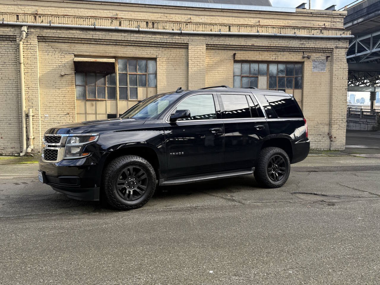 Used 2019 Chevrolet Tahoe LT AWD/4WD image 3