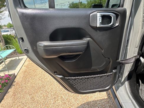 Used 2023 Jeep Wrangler Unlimited Sport AWD/4WD image 26