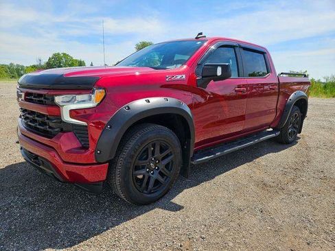 Used 2023 Chevrolet Silverado 1500 RST AWD/4WD image 3