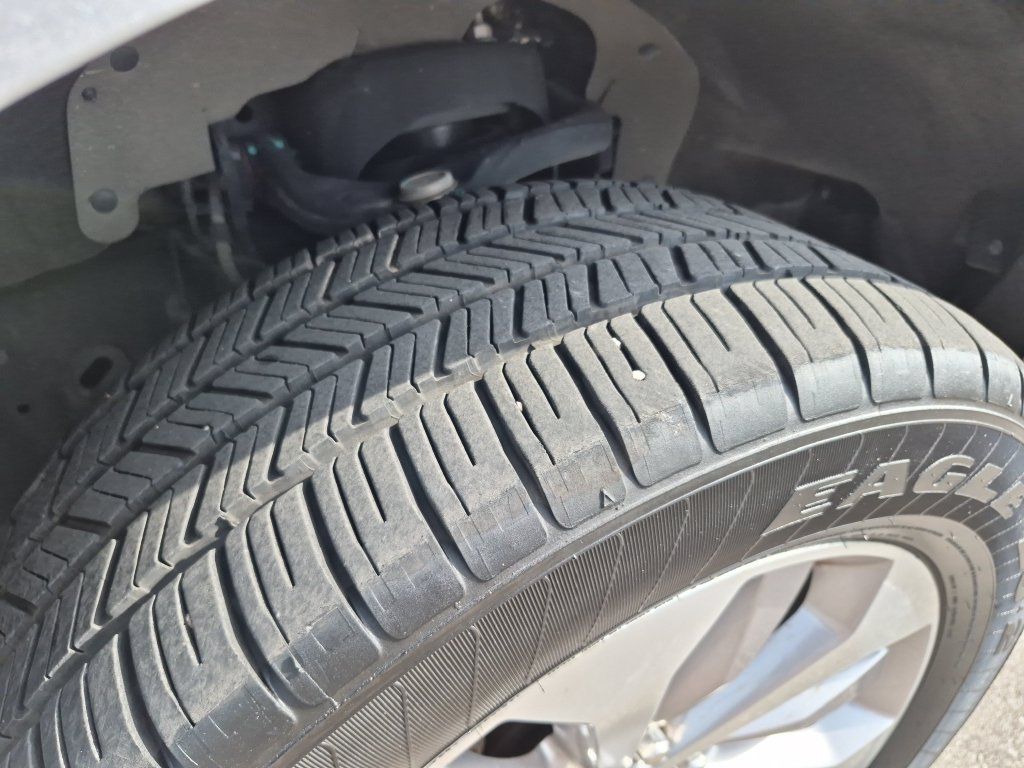 Used 2018 Ford F150 XL w/ Equipment Group 101A Mid AWD/4WD image 19