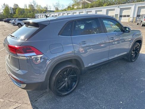 Certified 2023 Volkswagen Atlas Cross Sport SE w/ Black Wheel Package image 4