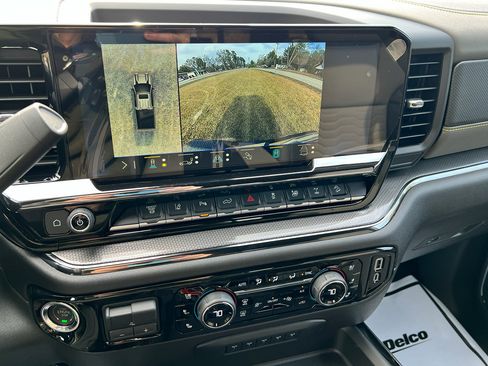 New 2026 Chevrolet Silverado 2500 ZR2 image 17