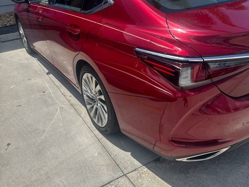 Certified 2020 Lexus ES 350 Ultra Luxury w/ Accessory Package 2 FWD image 9