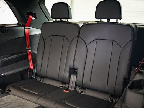 New 2026 Audi Q7 3.0T Prestige image 36