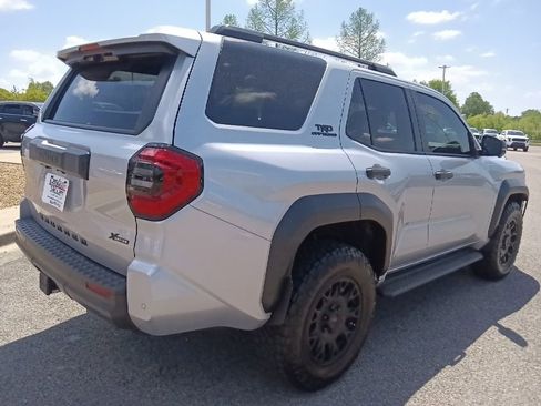 Used 2025 Toyota 4Runner TRD Off-Road Premium w/ Tow Technology Package AWD/4WD image 3