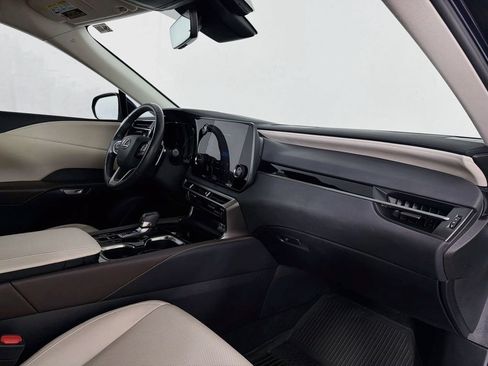 Used 2024 Lexus RX 350 FWD w/ Technology Package image 35