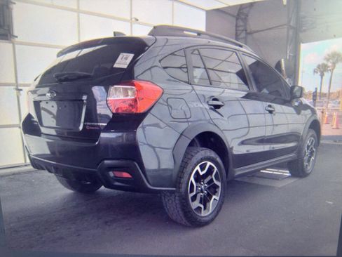 Used 2016 Subaru Crosstrek 2.0i Limited image 2